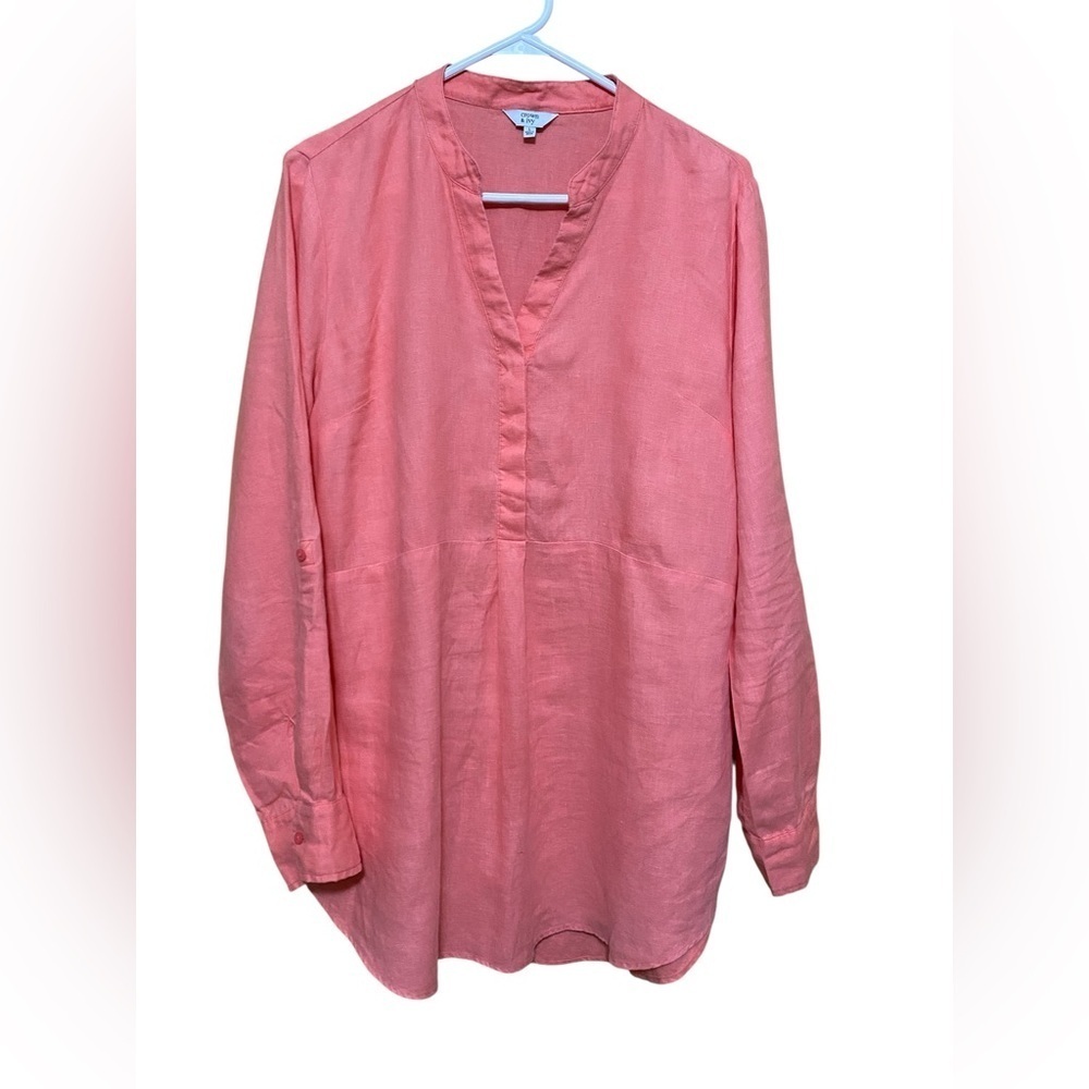 Crown & Ivy Peach 100% Linen Tunic in Size Large.